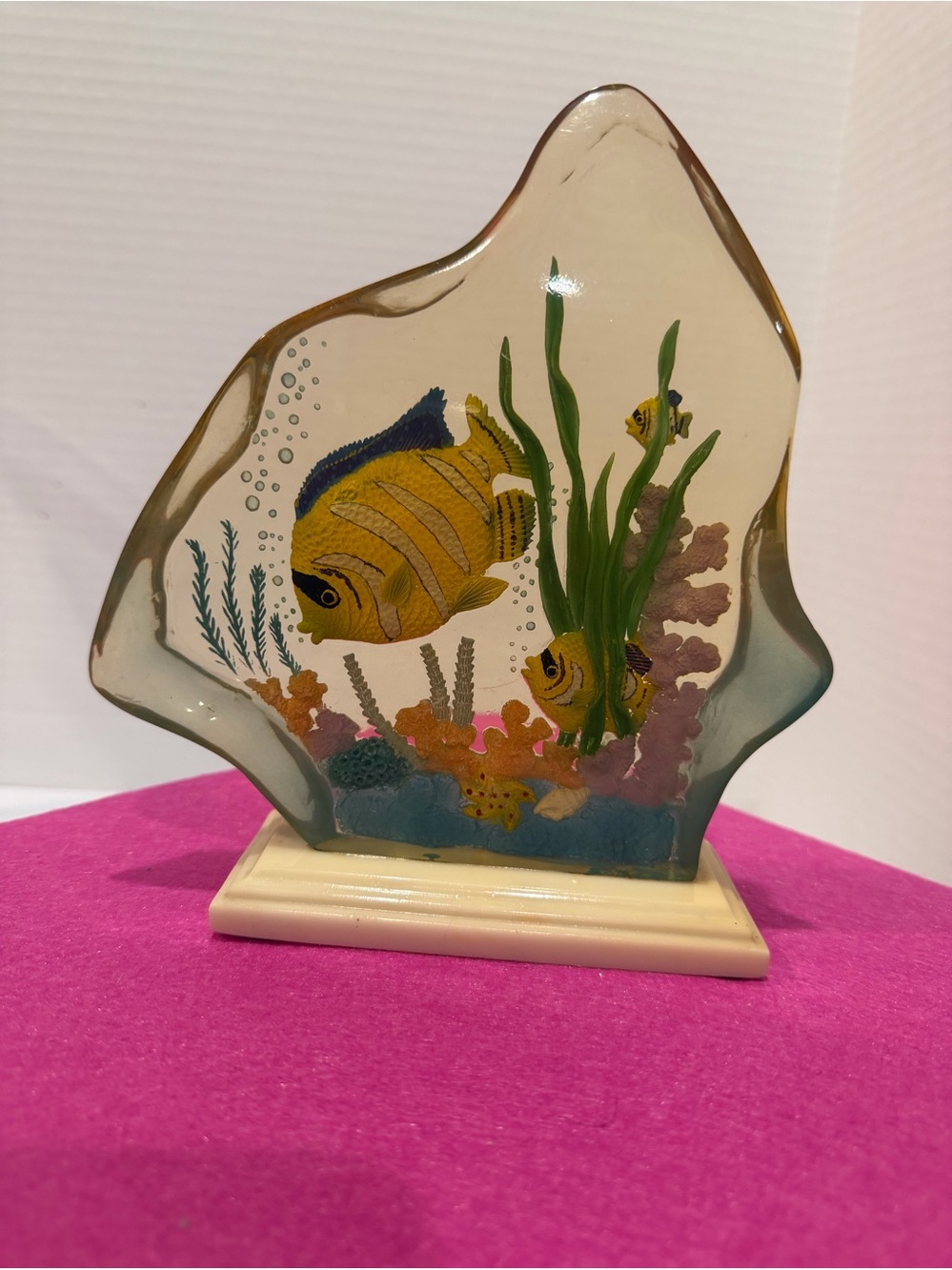 Vintage MCM Clear Lucite Sea Life Fish Tank Aquarium Decor